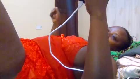 sweetyass25 online show from June 2026 06:43:02 PM