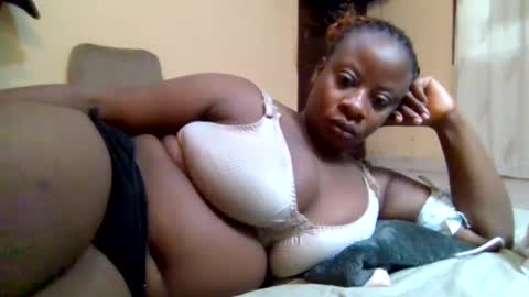 Snapshot of sweetyass25 chatting on July 2026 06:52:02 AM sweetyass25 online show from July 2026 06:52:02 AM