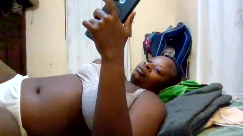 Snapshot of sweetyass25 chatting on July 2026 06:58:02 PM sweetyass25 online show from July 2026 06:58:02 PM