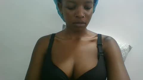 sweetz_candice online show from October 2025 12:34:02 PM