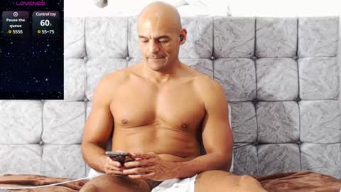    ------- Hi Im Willy  follow me do not forget to put the thumb up  online show from December 2024 08:32:02 PM