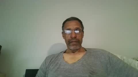 swimmerbod2495 online show from March 2026 04:20:01 PM