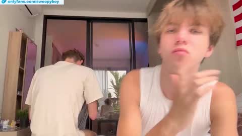 Snapshot of swoopyboy chatting on November 2025 07:19:02 AM swoopyboy online show from November 2025 07:19:02 AM