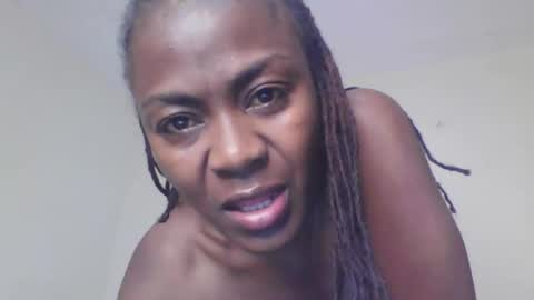 ALICIA online show from April 2026 10:58:01 PM