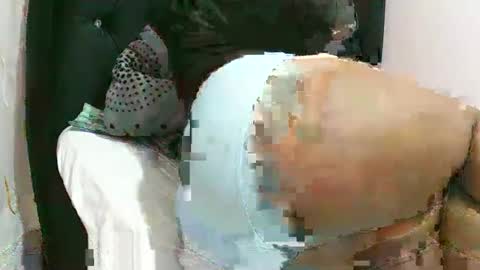 Snapshot of swtsdivas chatting on January 2025 05:56:02 PM swtsdivas online show from January 2025 05:56:02 PM