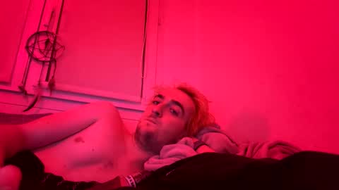 Snapshot of sxynner chatting on January 2026 06:26:02 AM sXyez online show from January 2026 06:26:02 AM