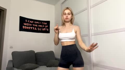 Mona online show from January 2026 05:18:02 PM