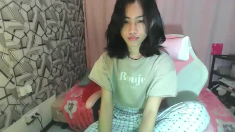sydnyxox1 online show from May 2026 02:40:02 AM
