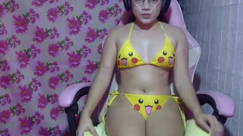 syera_04 online show from April 2026 01:44:01 AM