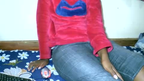 sylviasexy27 online show from December 2025 06:21:01 AM