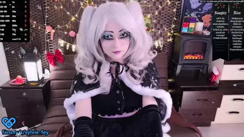 Snapshot of sylvie_fey chatting on December 2024 12:20:01 AM Sylvie online show from December 2024 12:20:01 AM