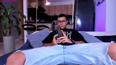 420 Forever online show from September 2025 08:25:02 PM