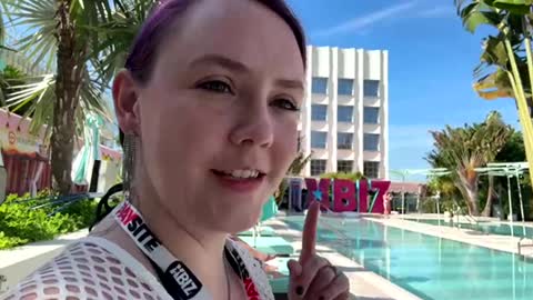 Jennah online show from May 2026 01:41:01 PM