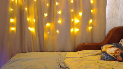 Snapshot of syrendixon chatting on March 2026 03:10:01 AM SyrenDixon online show from March 2026 03:10:01 AM