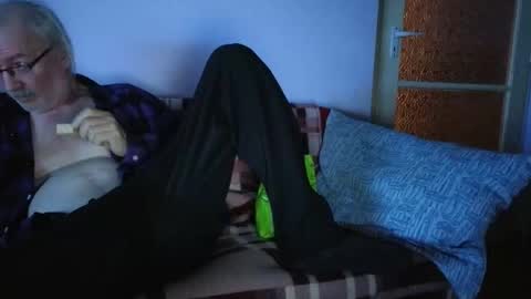 szaszinno6669068 online show from November 2025 07:12:02 PM