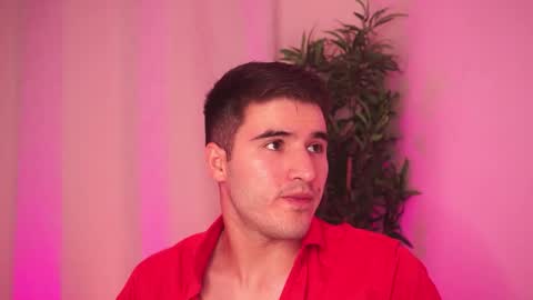 t0ny_wylie online show from February 2026 09:19:02 PM