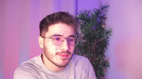 Snapshot of t0ny_wylie chatting on May 2026 01:24:01 AM t0ny_wylie online show from May 2026 01:24:01 AM