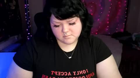 Snapshot of t0rchfairy710 chatting on January 2025 02:23:01 AM Goddess Flame online show from January 2025 02:23:01 AM