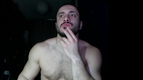 Snapshot of t_huracane chatting on February 2025 06:24:01 PM Huracane online show from February 2025 06:24:01 PM
