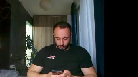 Huracane online show from May 2026 03:40:02 PM