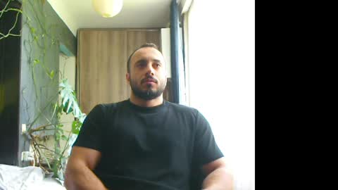 Huracane online show from May 2026 07:14:01 AM