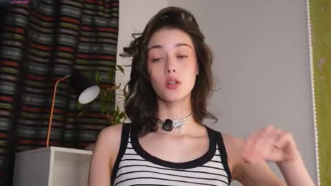 Snapshot of t_tragedienne chatting on November 2025 01:48:02 AM Heeey im Helena3 -- fav555100333 -- pvts only premium and after my public show 3 online show from November 2025 01:48:02 AM