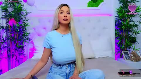 Arianna online show from October 2025 02:30:01 PM