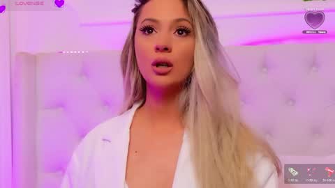 Arianna online show from April 2026 02:22:02 PM