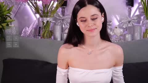 TAANNI online show from February 2025 12:51:01 AM