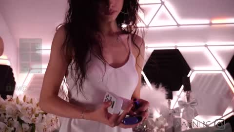 TAANNI online show from February 2025 11:15:02 PM