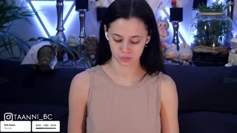 TAANNI online show from October 2025 07:50:02 AM