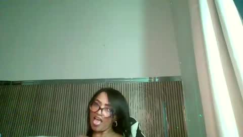 yameil online show from April 2026 08:11:01 PM