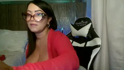yameil online show from April 2026 12:36:02 PM