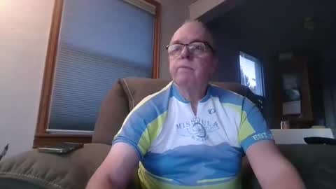 tacrunner66_ online show from February 2025 01:30:02 AM