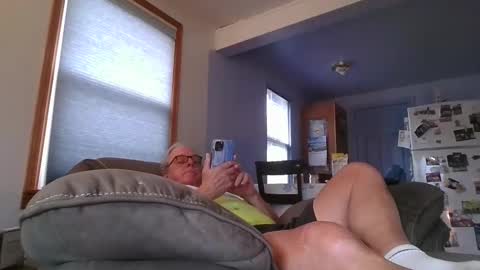 Snapshot of tacrunner66_ chatting on April 2026 02:15:01 AM tacrunner66_ online show from April 2026 02:15:01 AM
