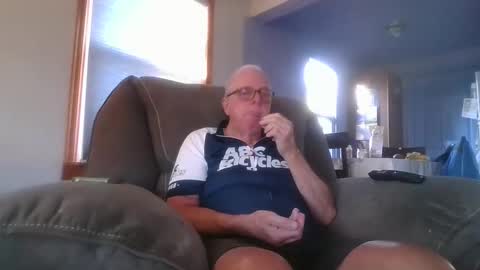 Snapshot of tacrunner66_ chatting on June 2026 02:39:01 AM tacrunner66_ online show from June 2026 02:39:01 AM