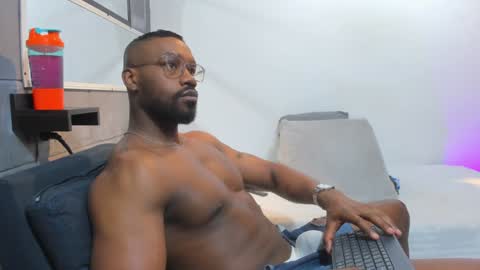 Snapshot of tafari_1 chatting on December 2024 01:34:02 PM Tafari Zulu online show from December 2024 01:34:02 PM