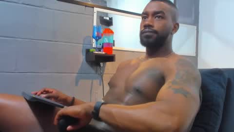 Snapshot of tafari_1 chatting on January 2025 11:51:02 PM Tafari Zulu online show from January 2025 11:51:02 PM