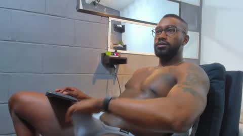 Snapshot of tafari_1 chatting on January 2025 04:33:02 AM Tafari Zulu online show from January 2025 04:33:02 AM