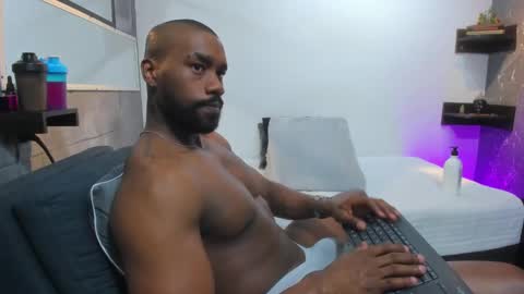 Snapshot of tafari_1 chatting on February 2025 10:25:01 PM Tafari Zulu online show from February 2025 10:25:01 PM