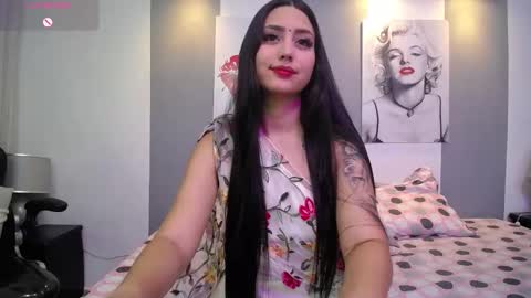 Snapshot of tahira__ chatting on December 2025 12:32:02 PM Tahira online show from December 2025 12:32:02 PM