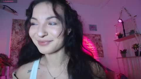 Snapshot of tahirawagner chatting on March 2026 08:12:01 PM TahiraWagner online show from March 2026 08:12:01 PM