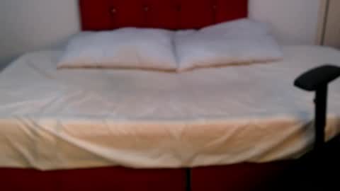 Snapshot of tainara_ebonny chatting on November 2025 07:34:01 PM Tainara online show from November 2025 07:34:01 PM