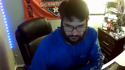 Snapshot of taintnuzzler_13 chatting on September 2025 06:26:02 AM TaintNuzzler online show from September 2025 06:26:02 AM