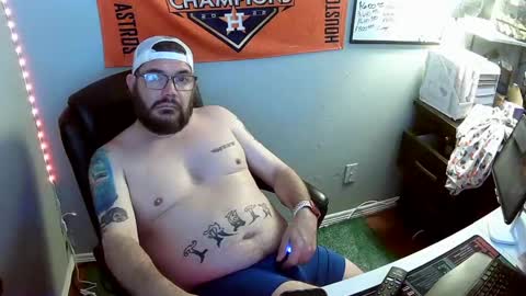 Snapshot of taintnuzzler_13 chatting on October 2025 07:28:01 AM TaintNuzzler online show from October 2025 07:28:01 AM