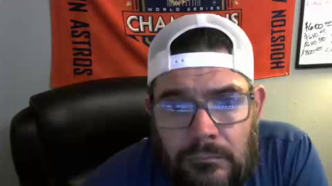 Snapshot of taintnuzzler_13 chatting on October 2025 01:39:01 AM TaintNuzzler online show from October 2025 01:39:01 AM