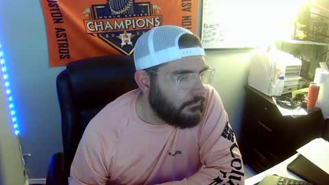 Snapshot of taintnuzzler_13 chatting on October 2025 08:25:02 AM TaintNuzzler online show from October 2025 08:25:02 AM