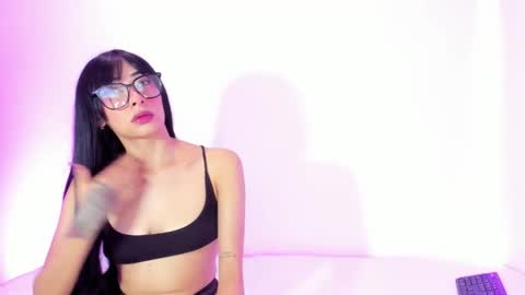 Liam and Juli online show from October 2025 05:28:02 AM