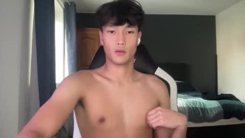 Snapshot of taiob283 chatting on November 2025 03:34:01 PM Ben online show from November 2025 03:34:01 PM