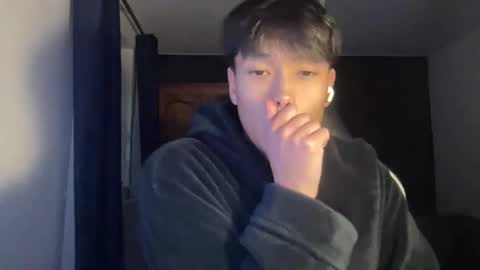 Snapshot of taiob283 chatting on November 2025 04:40:01 PM Ben online show from November 2025 04:40:01 PM